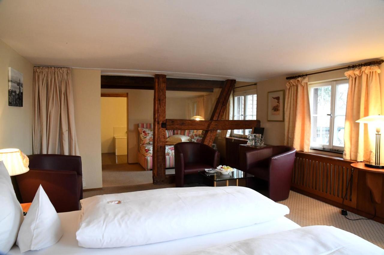Romantik Hotel Johanniter-Kreuz อูเบอร์ลิงเงน ภายนอก รูปภาพ
