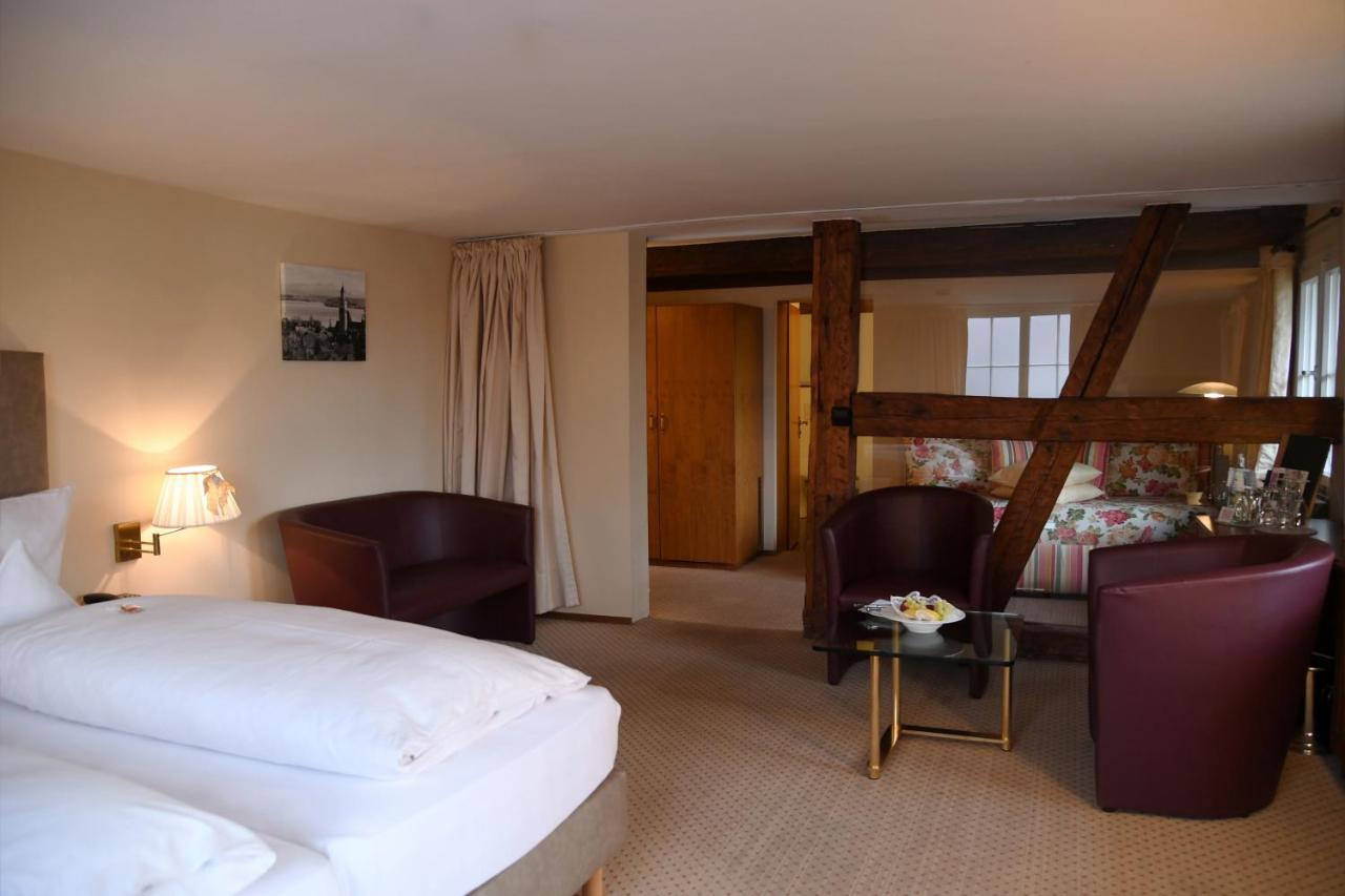 Romantik Hotel Johanniter-Kreuz อูเบอร์ลิงเงน ภายนอก รูปภาพ