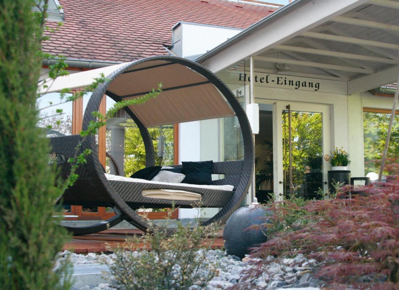 Romantik Hotel Johanniter-Kreuz อูเบอร์ลิงเงน ภายนอก รูปภาพ