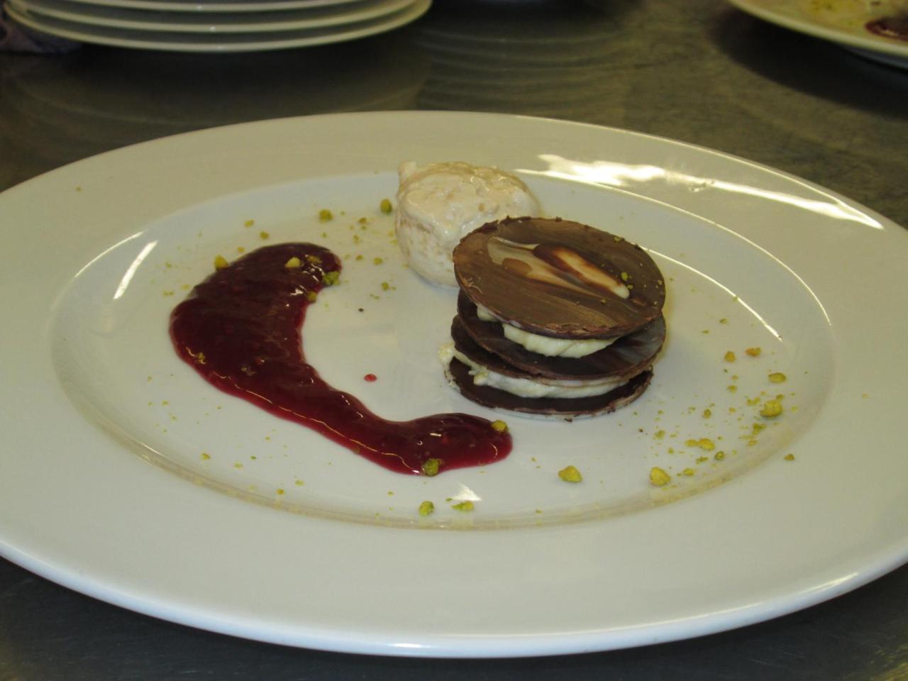 Romantik Hotel Johanniter-Kreuz อูเบอร์ลิงเงน ภายนอก รูปภาพ